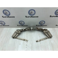 Петля капота Mercedes W203 Mercedes W203 C 2000-2007 A2038800029