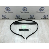 Уплотнитель подкапотный Mercedes W203 Mercedes W203 C 2000-2007 A2036284098