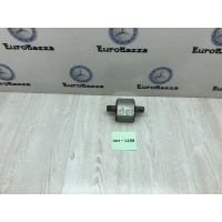 Опора АКПП Mercedes W203 Mercedes W203 C 2000-2007 A2202400418