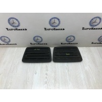 Задняя решетка вентиляции салона Mercedes W211 Mercedes W211 E 2002-2009 A2118310236