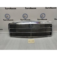 Решетка радиатора Mercedes W202 Mercedes W202 C 1993-2000 A2028880323