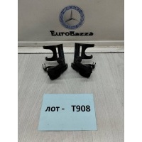 Кронштейн переднего датчика ABS Mercedes W218 Mercedes W218 CLS 2011> A2044210194