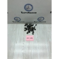 Клипсы обшивки Mercedes R170 Mercedes W170 SLK 1996-2004 A0009907892