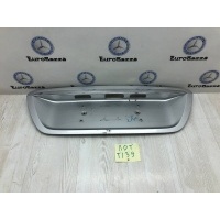 Накладка крышки багажника Mercedes W220 Mercedes W220 S 1998-2005 A2207500081
