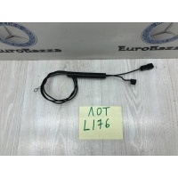 Антенна задняя правая Mercedes W202 Wagon Mercedes W202 C 1993-2000 A2028202489