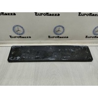 Площадка под передний номер Mercedes W211 Mercedes W211 E 2002-2009 A2118850181