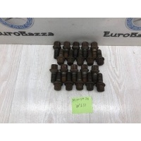 Колесный болт Mercedes R231 Mercedes W231 SL 2012> A0009908307