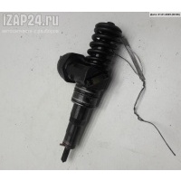 Форсунка топливная Volkswagen Passat B6 2005 038130073bk