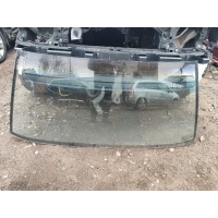 Стекло лобовое Volvo 740 1988