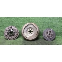 корзина сцепления Opel Astra H (2004-2014) 55558155