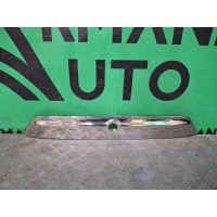 Накладка двери багажника Nissan Terrano 3 D10 2014-2022 9081100Q0A, 848102745R, 4