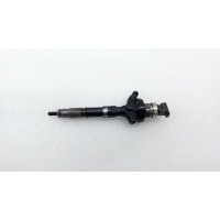 Форсунка топливная Toyota Land Cruiser Prado 150 2012 2367030400