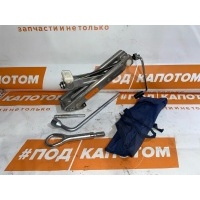 домкрат Mercedes-Benz E-Класс W211(2002-2009) 2002 A2115830115
