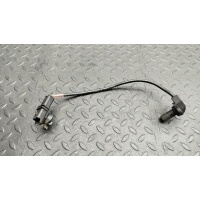 Датчик положения коленвала Renault Scenic/2 2003-2009 8200275614, id103222