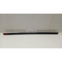 Накладка стекла переднего левого Toyota Corolla E15 (2006 - 2013) 6817212260