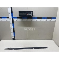 Накладка стекла заднего левого Nissan Qashqai (J10) (2006 - 2014) 82821JD00A