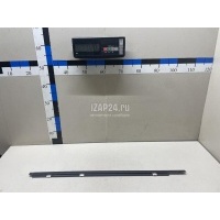 Накладка стекла заднего правого Nissan Qashqai (J10) (2006 - 2014) 82820JD00A