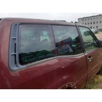 Задняя правый стекло кузова nissan terrano ii 3 дверь