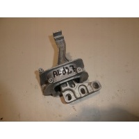 Подушка двигателя volkswagen passat b8 eb0131330f