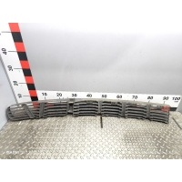Заглушка (решетка) в бампер передний Volkswagen Passat 1999 3b0853677b