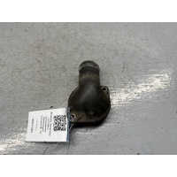 Фланец (тройник) системы охлаждения Volkswagen Multivan T4 1992 074121121,074121121B