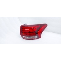 Фонарь Mitsubishi Outlander GF3W 2021 8330B092