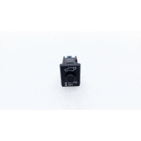 Кнопка Mitsubishi Outlander GF3W 2021 8616A009