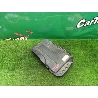 Крышка аккумулятора Mercedes-Benz A W176 2013 A2465410005