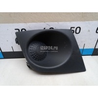 Заглушка бампера правая Nissan Tiida (C11) (2007 - 2014) 62256EM30A