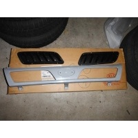 Решетка радиатора kia pregio 2000 - 2004 0k79a50710xx