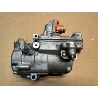 Renault зои насос компрессор кондиционера 926005020r