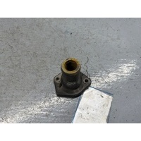 Фланец (тройник) системы охлаждения Volkswagen Passat B3 1994 026121145E