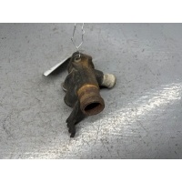 Фланец (тройник) системы охлаждения Audi 80 B4 1993 037121133K