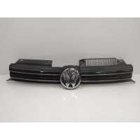 Решетка радиатора Volkswagen Golf-6 2011 5K0853653