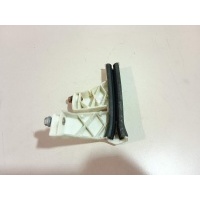 Направляющая стекла двери Citroen-Peugeot 308 I (2007 - 2015) 9303R9