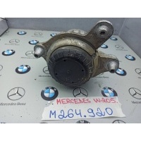 подушка крепления двигателя Mercedes-Benz C-Класс 2019 A2052407700