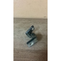 Петля двери VW GOLF IV/BORA правая верх Renault 1J0831402C 1J0831402C