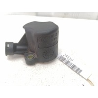 корпус датчика Skoda Octavia VW AUDI 02A945413C