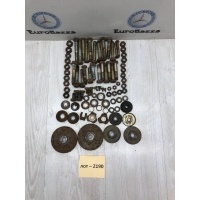 Болты подвески заднего моста Mercedes W201 Mercedes W201 C 1982-1993 A1244210471