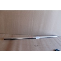 Накладка стекла передней левой двери Mercedes C-klasse W205 2014- A2057251365