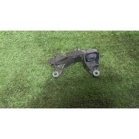кронштейн Ford Kuga 2008-2012 2012 1367829