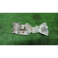 кронштейн Ford Kuga 2008-2012 2011 1526680