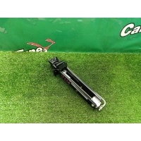 Домкрат Volkswagen Tiguan NF 2009 5N0011031