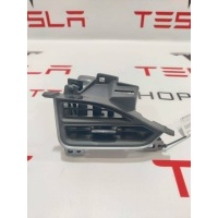 Воздуховод Tesla Model S 2016 1061733-00-B,1096879-00-A,6007628-00-C