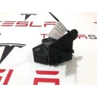 Кронштейн Tesla Model S 2019 1061332-00-B,1020792-00-B