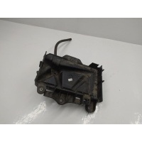 Полка аккумулятора Skoda Fabia 2011 6R0915331