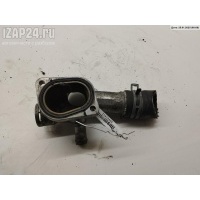 Фланец (тройник) системы охлаждения Audi A4 B6 (2001-2004) 2003 038121133A