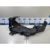 Кронштейн фар левый Renault Megane III (2009 - 2016) 622232066R