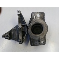 Renault kangoo ii подушка лапа крепление двигателя 8200437464