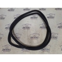уплотнитель двери Audi Q7 2005-2015 2012 4L0833721A